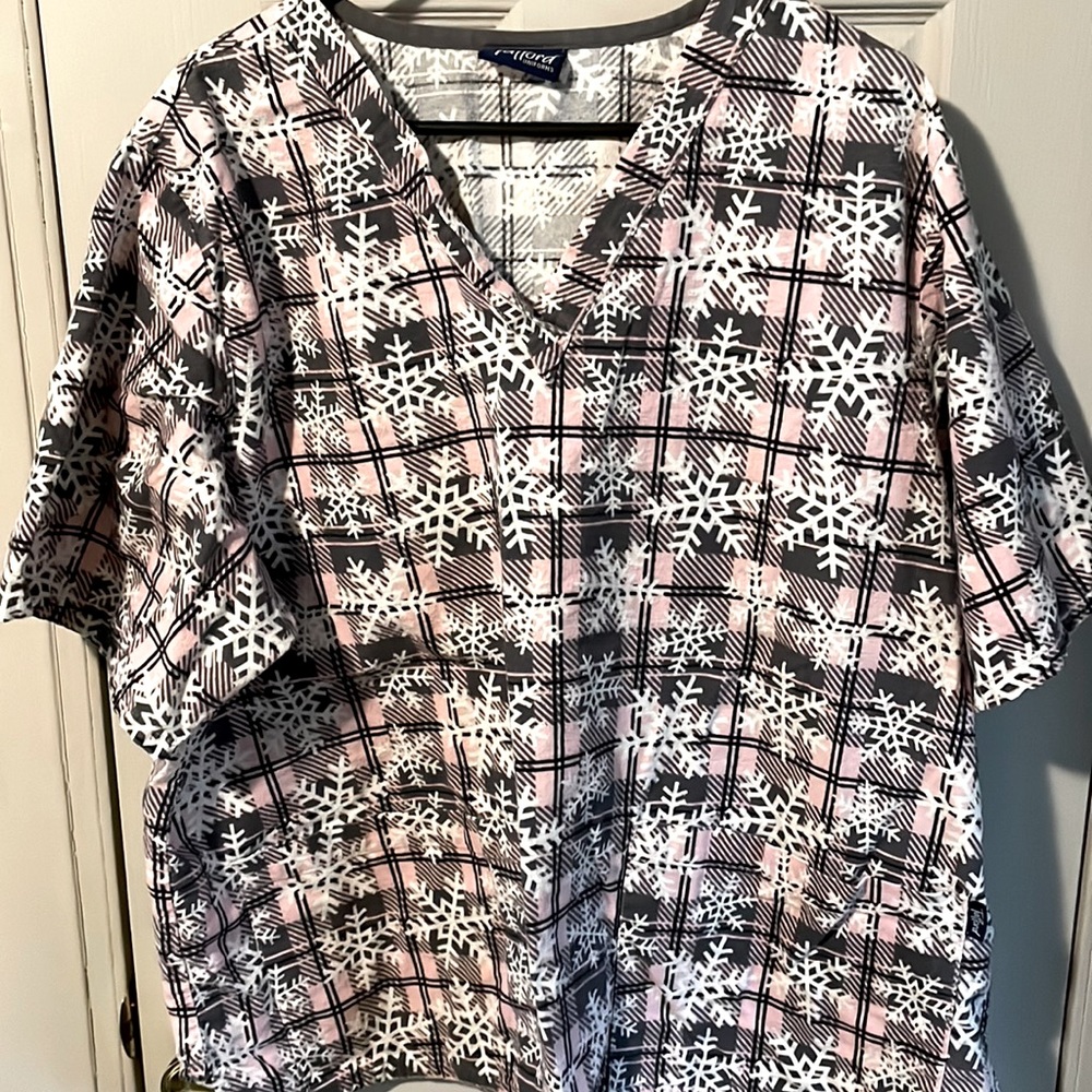 Tafford Womans Scrub top.